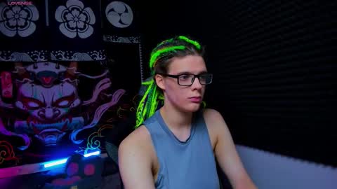 Snapshot of kiki_krash chatting on 21, 9, 2025 Kiki online show from 21, 9, 2025