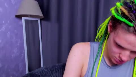 Snapshot of kiki_krash chatting on 23, 9, 2025 Kiki online show from 23, 9, 2025