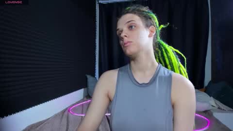 Snapshot of kiki_krash chatting on 21, 10, 2025 Kiki online show from 21, 10, 2025