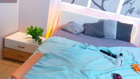 Kiki online show from 11, 5, 2026