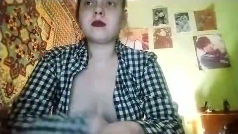 kikibang_ online show from 28, 2, 2026