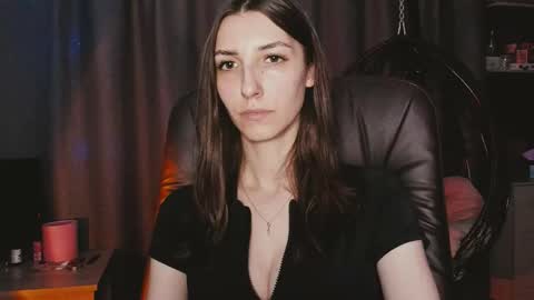 Mika and Miranda online show from 2, 10, 2025