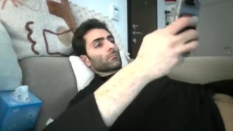 Snapshot of kikkus01 chatting on 1, 3, 2026 kikkus01 online show from 1, 3, 2026