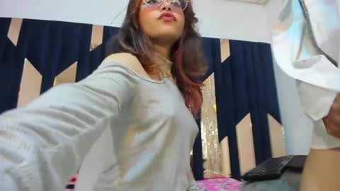 Snapshot of kikyoanddrey chatting on 2, 5, 2026 kikyoanddrey online show from 2, 5, 2026