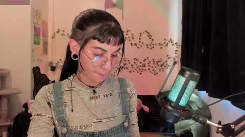 Snapshot of kila_moonlight444 chatting on 9, 6, 2026 Bella online show from 9, 6, 2026