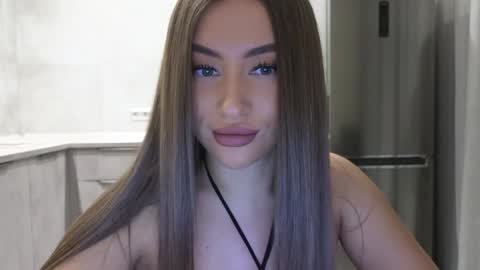 Snapshot of killer__girls chatting on 5, 2, 2025 EvaAnna online show from 5, 2, 2025
