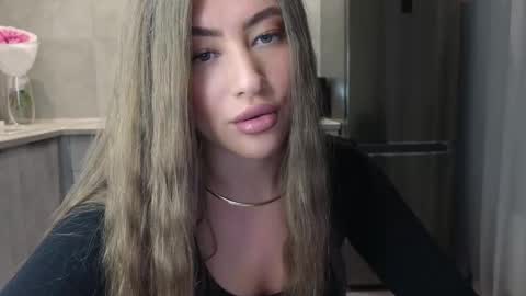 Snapshot of killer__girls chatting on 5, 3, 2025 EvaAnna online show from 5, 3, 2025