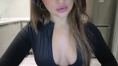 Snapshot of killer__girls chatting on 22, 9, 2025 EvaAnna online show from 22, 9, 2025