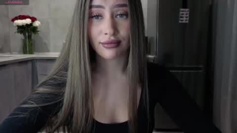 Snapshot of killer__girls chatting on 7, 11, 2025 EvaAnna online show from 7, 11, 2025