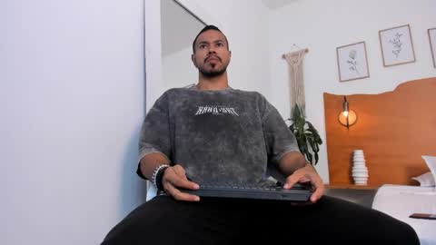Snapshot of killua_zagarra_ chatting on 29, 5, 2026 Kilua Muscle guy online show from 29, 5, 2026