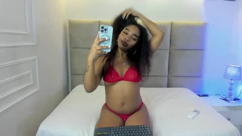 Snapshot of kilyegomez1 chatting on 18, 6, 2026 SHURI LUX online show from 18, 6, 2026