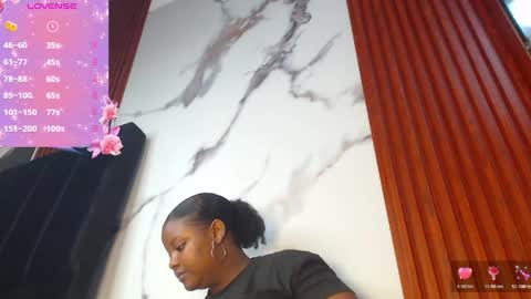 Snapshot of kim_brown2 chatting on 3, 5, 2026 Kim Follow me please online show from 3, 5, 2026