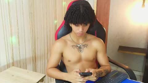 Snapshot of kim_curly_ chatting on 5, 6, 2026 KIM online show from 5, 6, 2026