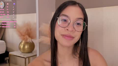 Snapshot of kim_hiltoon chatting on 2, 1, 2025 KIM online show from 2, 1, 2025