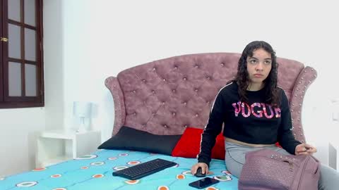 K I M online show from 20, 1, 2025