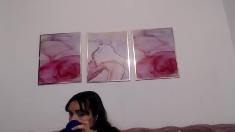 K I M online show from 9, 2, 2025
