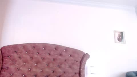 K I M online show from 7, 3, 2025