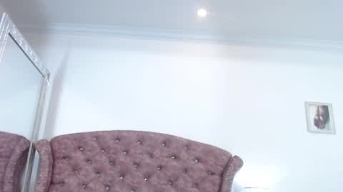 K I M online show from 11, 3, 2025