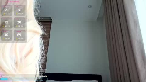 Snapshot of kim_ryu chatting on 4, 11, 2025 Kim online show from 4, 11, 2025