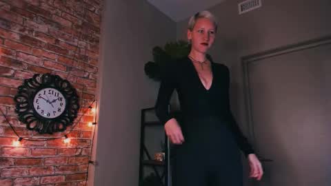 Snapshot of kim_waite chatting on 18, 9, 2025 Kim online show from 18, 9, 2025