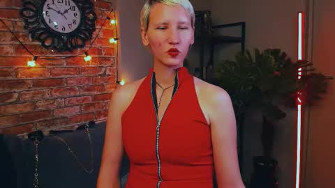 Snapshot of kim_waite chatting on 4, 10, 2025 Kim online show from 4, 10, 2025