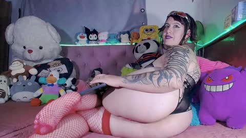 Snapshot of kimberkiss_19_ chatting on 29, 10, 2025 vivi independent model online show from 29, 10, 2025