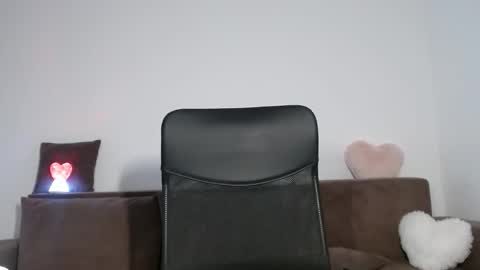 Snapshot of kimberlly0 chatting on 11, 3, 2026 Kim online show from 11, 3, 2026