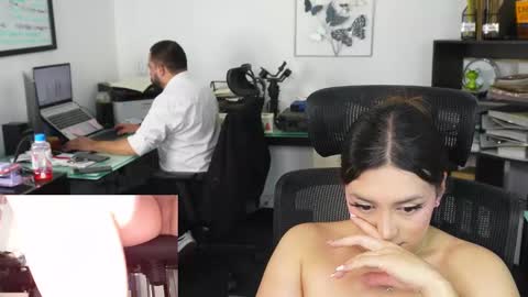 Snapshot of kimberly_clars chatting on 5, 12, 2024 Kimberly 1200-1900 GMT-5 online show from 5, 12, 2024