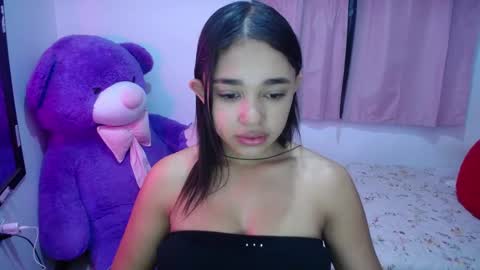 Snapshot of kimberly_slim chatting on 23, 9, 2025 Kim online show from 23, 9, 2025