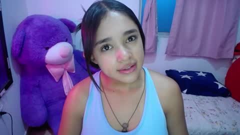 Snapshot of kimberly_slim chatting on 14, 10, 2025 Kim online show from 14, 10, 2025