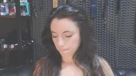 Snapshot of kimberly_swan_ chatting on 6, 2, 2025  KIMBERLY SWAN  online show from 6, 2, 2025