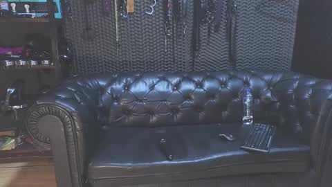 Snapshot of kimberly_swan_ chatting on 18, 2, 2025  KIMBERLY SWAN  online show from 18, 2, 2025