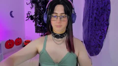 Snapshot of kimberly_thonson chatting on 22, 10, 2025 kimberly_thonson online show from 22, 10, 2025