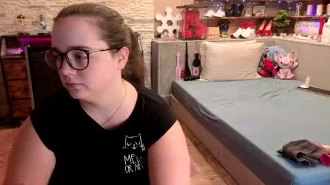 kimberlycaprice online show from 16, 5, 2026