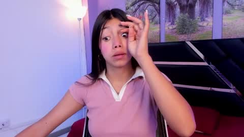 Kimberly Villalobos online show from 23, 12, 2024
