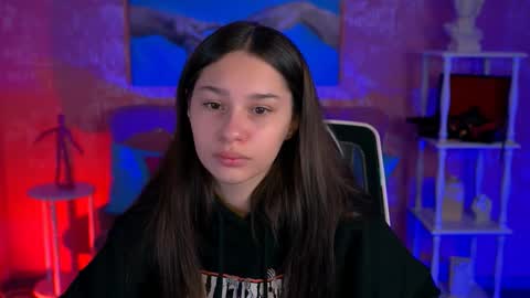 kimclarks online show from 7, 10, 2025