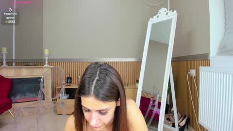 Snapshot of kimi_ivy chatting on 16, 2, 2025 kimi_ivy online show from 16, 2, 2025