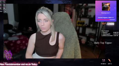 Wolfs Girl online show from 11, 1, 2025