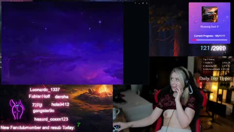 Snapshot of kimilee22 chatting on 25, 1, 2025 Wolfs Girl online show from 25, 1, 2025