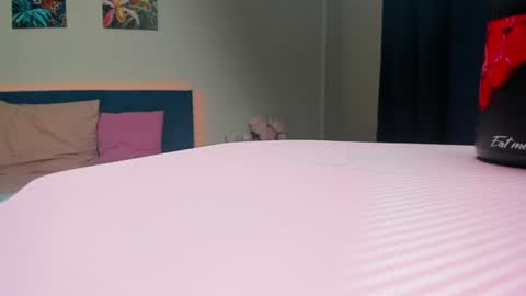 Snapshot of kimkittyns chatting on 13, 6, 2026 kimkittyns online show from 13, 6, 2026