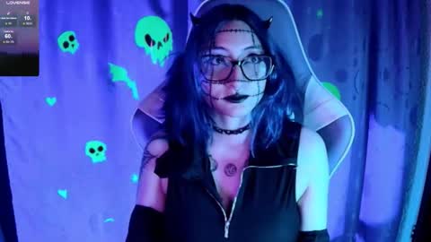   online show from 21, 11, 2025