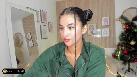 Snapshot of kimm_khalifa chatting on 3, 1, 2025 Kim online show from 3, 1, 2025