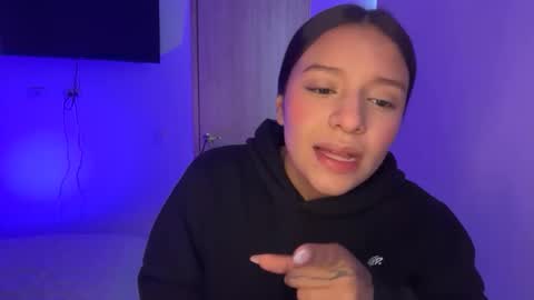 kimmi online show from 30, 4, 2026