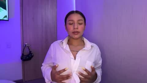 Snapshot of kimmi_foxy chatting on 10, 6, 2026 kimmi online show from 10, 6, 2026