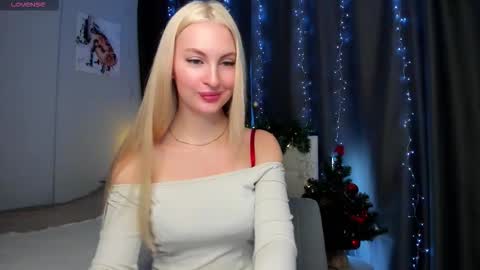 kimmy1_powell online show from 22, 12, 2025