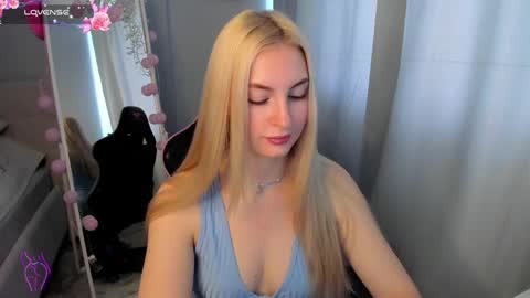 kimmy1_powell online show from 9, 5, 2026