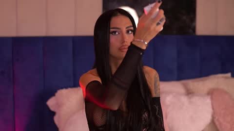 Snapshot of kimnatty chatting on 12, 10, 2025 Kim online show from 12, 10, 2025