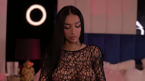 Snapshot of kimnatty chatting on 5, 11, 2025 Kim online show from 5, 11, 2025