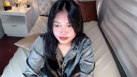 Snapshot of kina_greyx chatting on 25, 4, 2026 kina online show from 25, 4, 2026