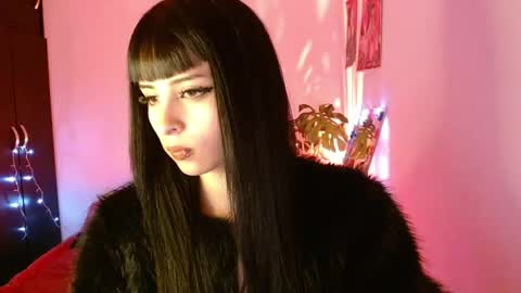 Kind Scarlett online show from 28, 4, 2026